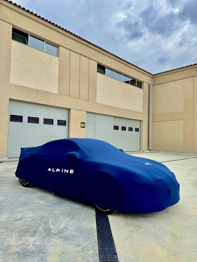 bache alpine a110 rouge fabrication sur mesure