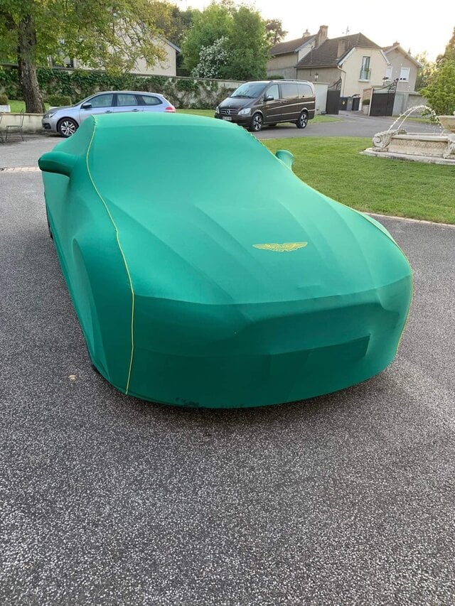 Housse Aston Martin