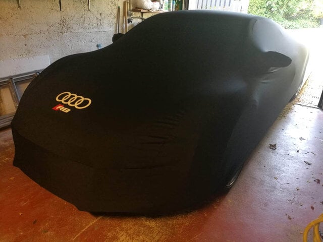 Housse Audi R8 Noire Logo Anneaux Protection