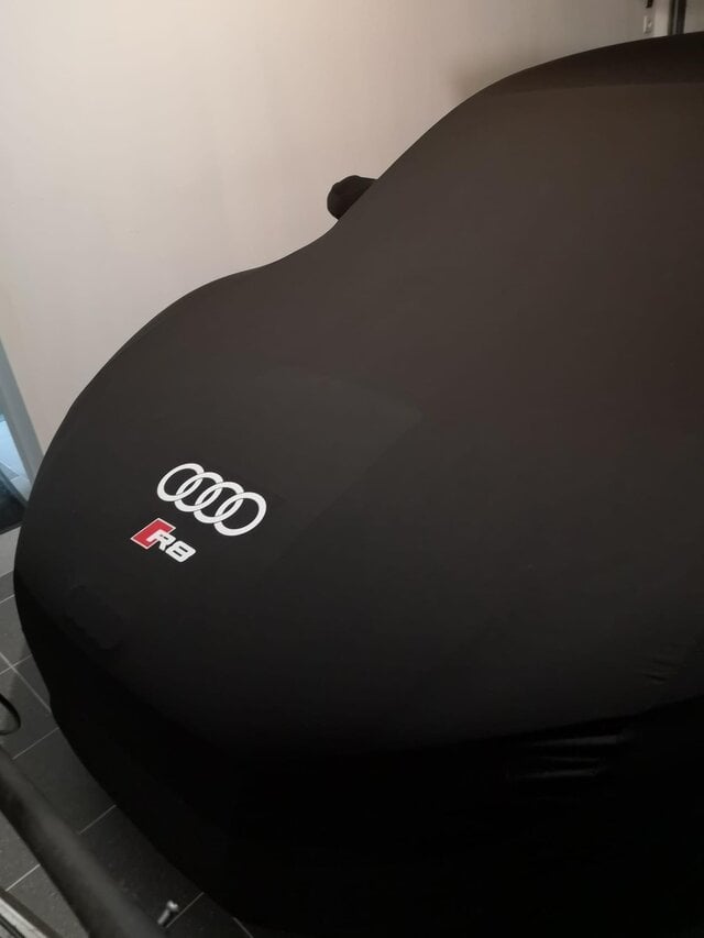 Housse Audi R8 Noire Logo R8 Showroom