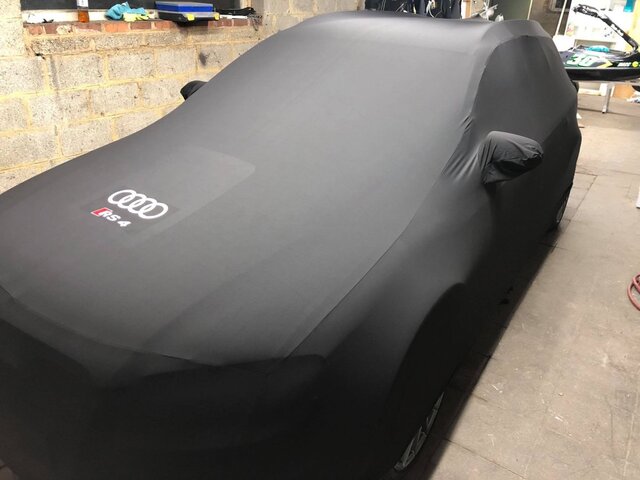 Housse Audi Rs3 Noire Logo Atelier