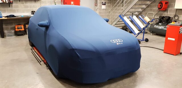 housse audi a3 bleue logo rs sur mesure