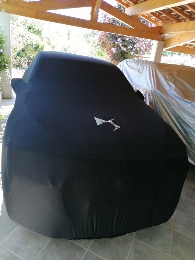 housse citroen ds3 noire logo terrasse
