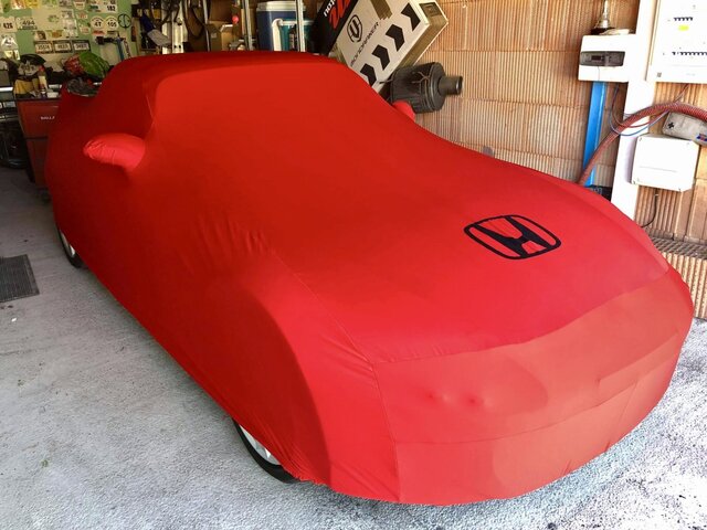 bache honda s2000 interieure parking