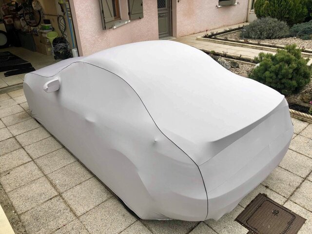 housse mercedes amg logo sur mesure