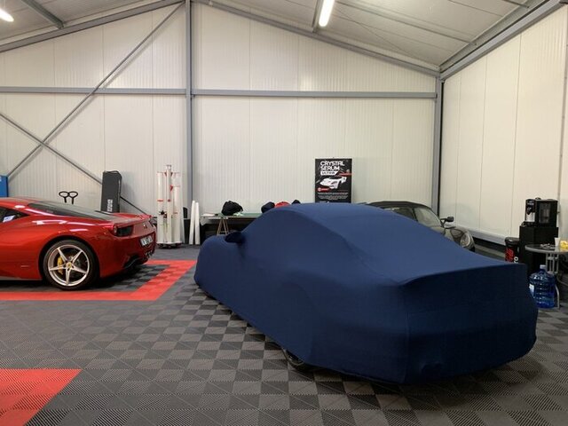 bache porsche 911 bleue atelier