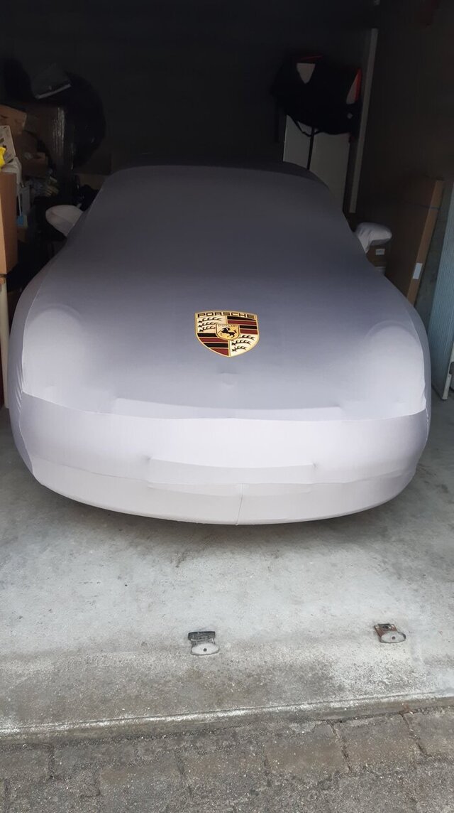 bache porsche 997 carrera grise