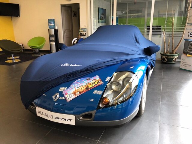 housse renault spider bleue logo showroom