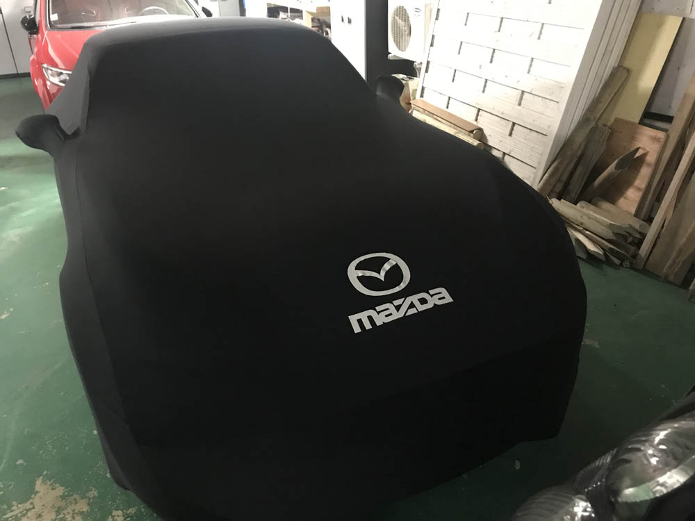 Housse voiture sur-mesure extérieur Mazda MX-5 ND avec poches de  rétroviseurs